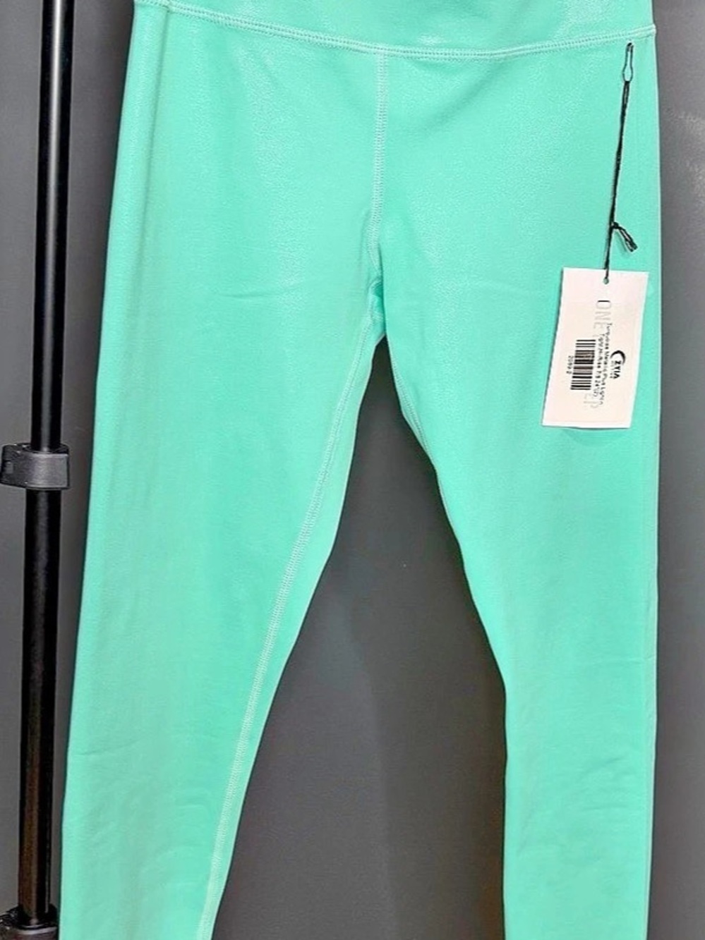 Zyia Active Turquoise Shimmer Light n Tight Hi-Rise Size 2